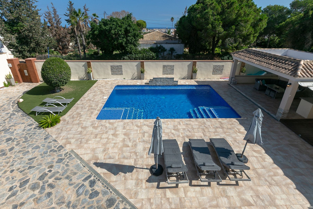 6 Bed Townhouse for sale in Orihuela Costa Costa Blanca, Alicante, Spain