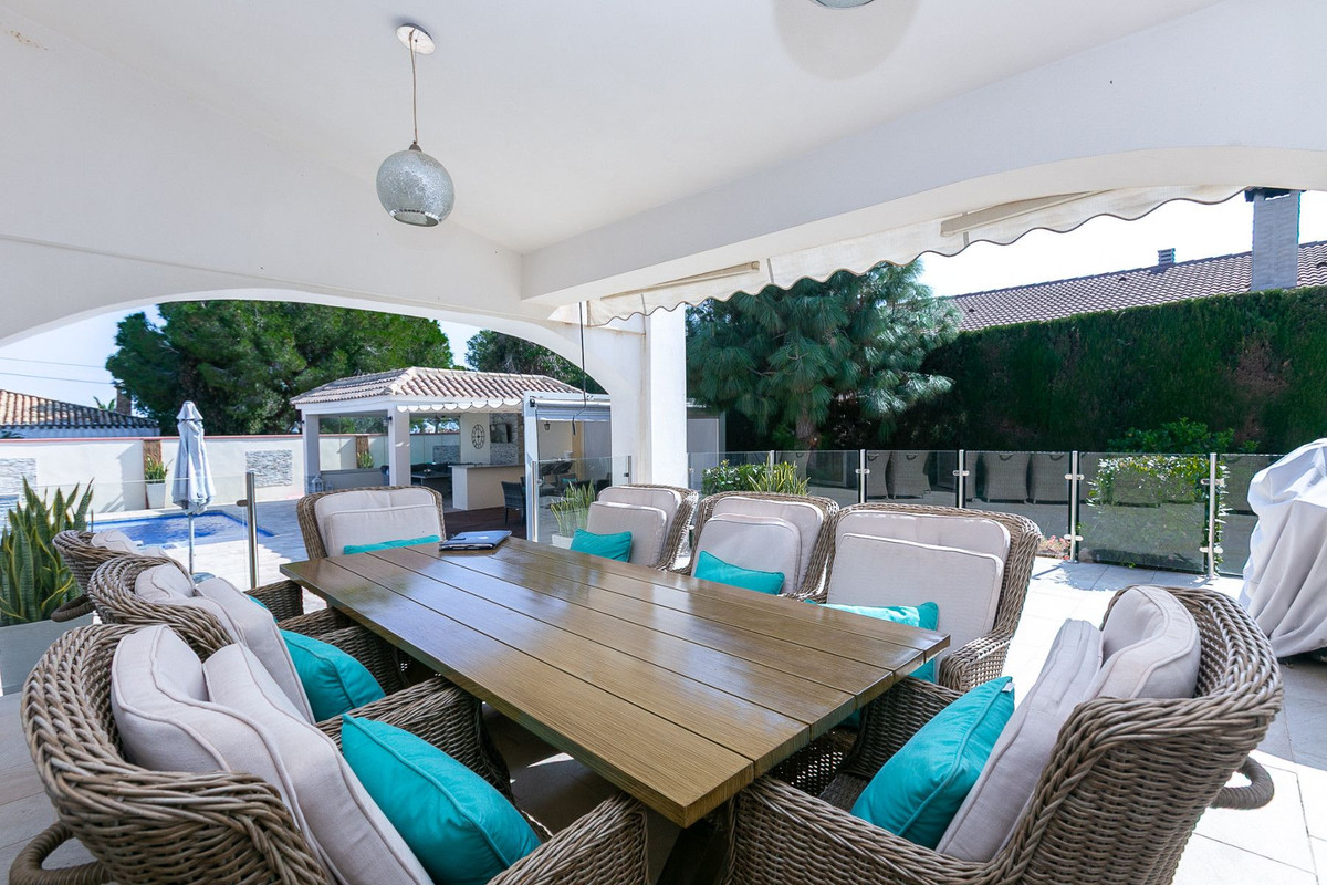6 Bed Townhouse for sale in Orihuela Costa Costa Blanca, Alicante, Spain