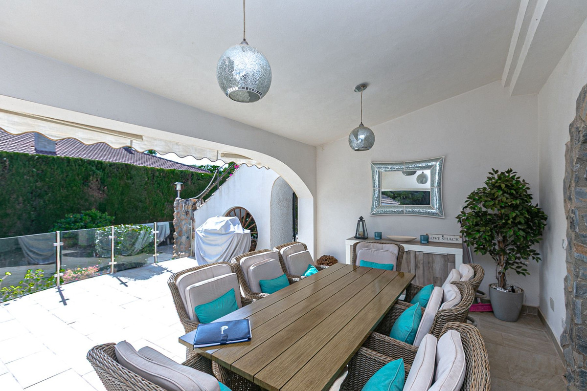 6 Bed Townhouse for sale in Orihuela Costa Costa Blanca, Alicante, Spain