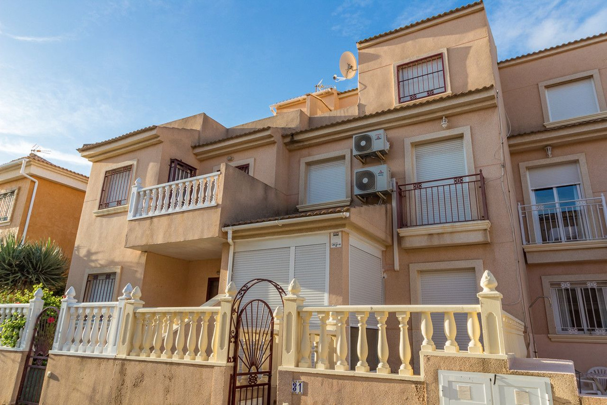 3 Bed Townhouse for sale in Orihuela Costa Costa Blanca, Alicante, Spain