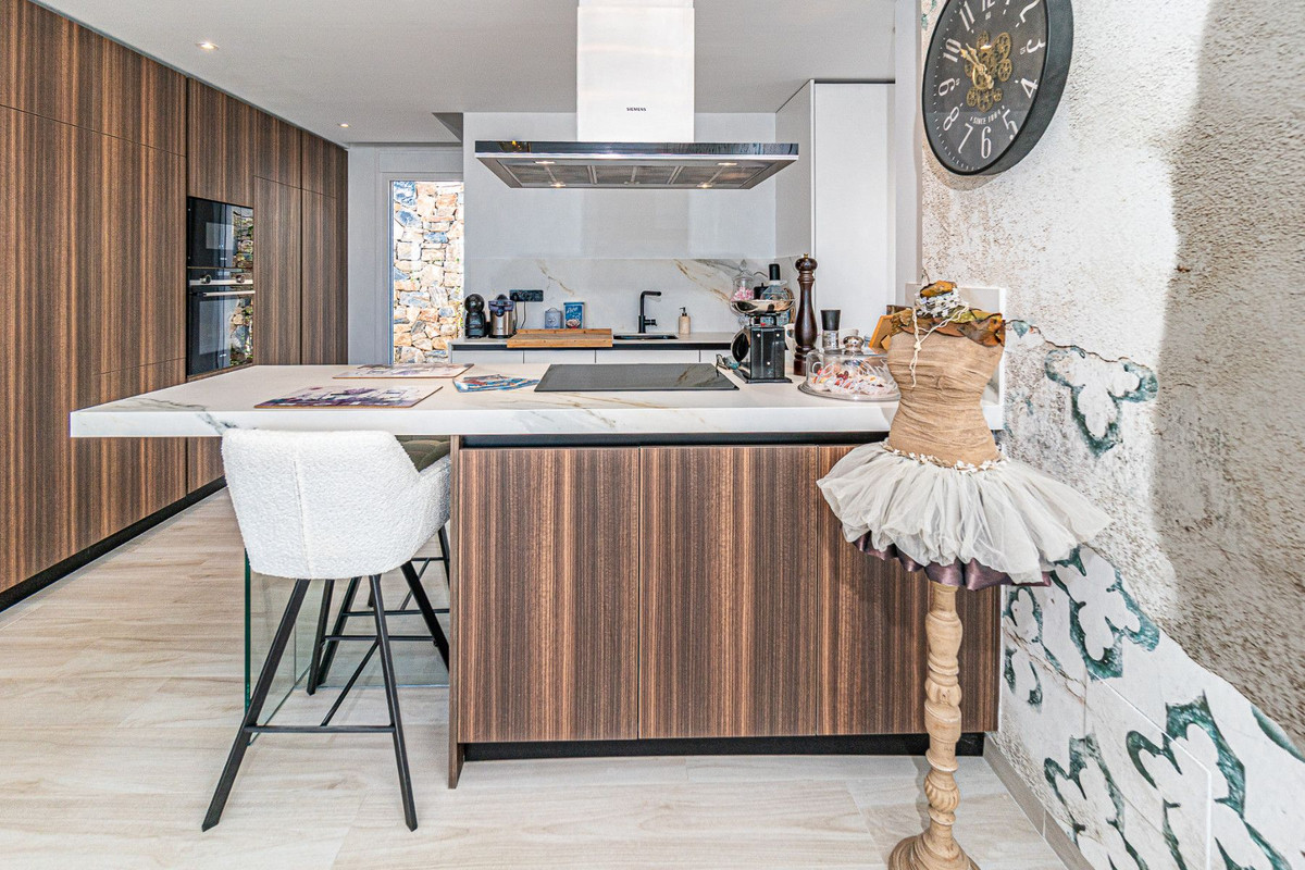 Se vende Villa - Chalet de 3 dormitorios en Costa Blanca, Alicante, España