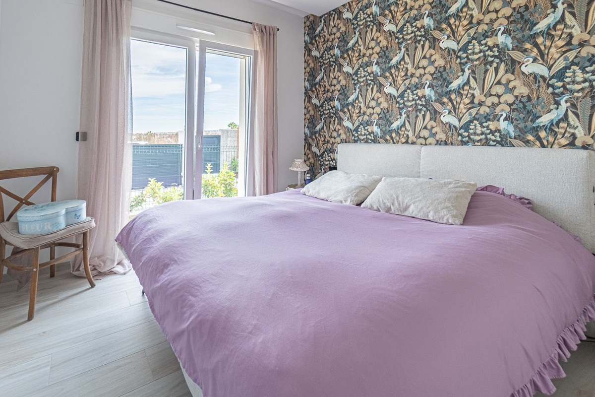 Se vende Villa - Chalet de 3 dormitorios en Costa Blanca, Alicante, España