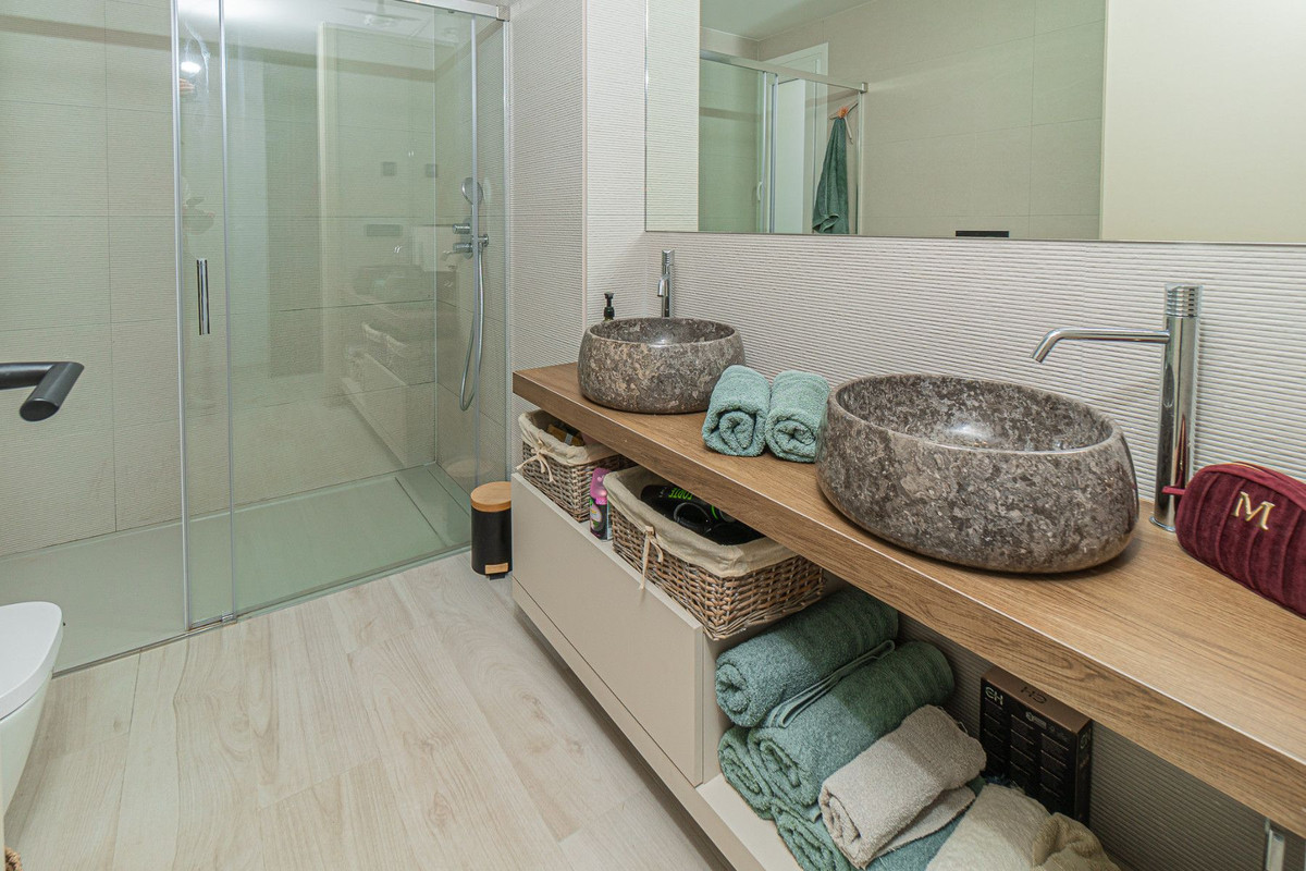 Se vende Villa - Chalet de 3 dormitorios en Costa Blanca, Alicante, España
