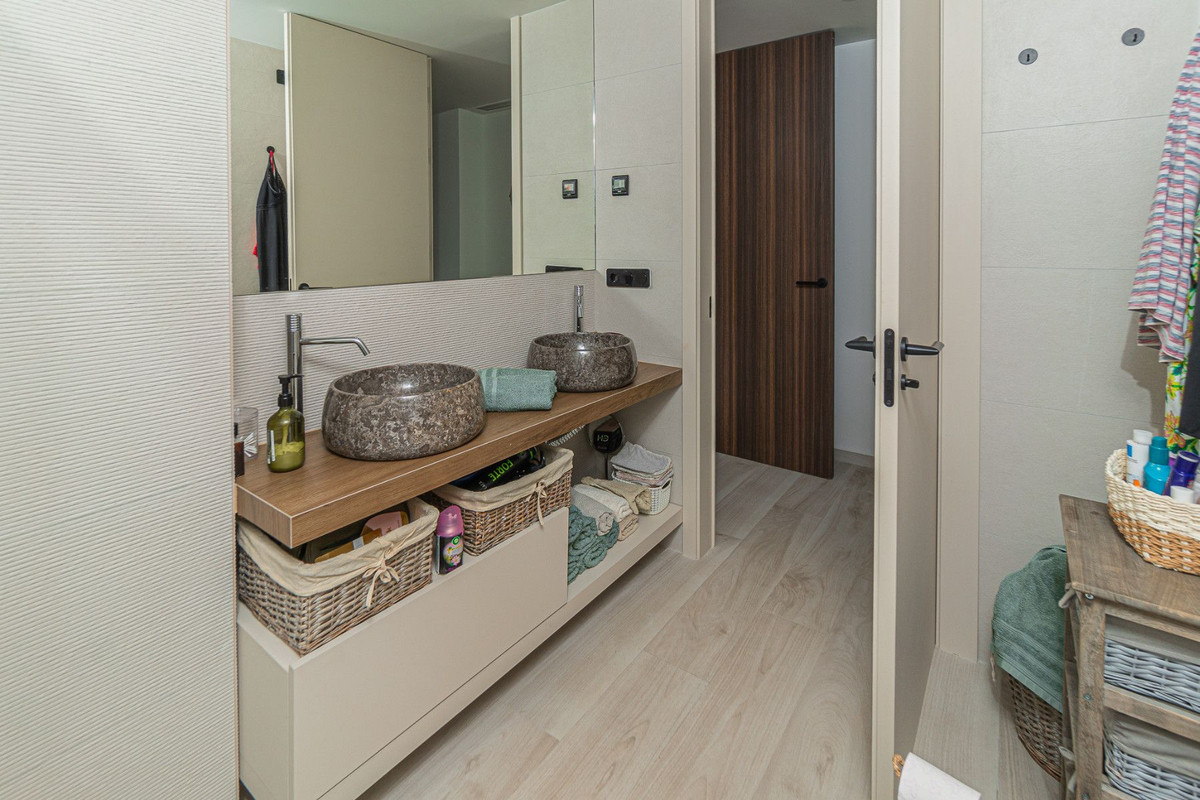 Se vende Villa - Chalet de 3 dormitorios en Costa Blanca, Alicante, España