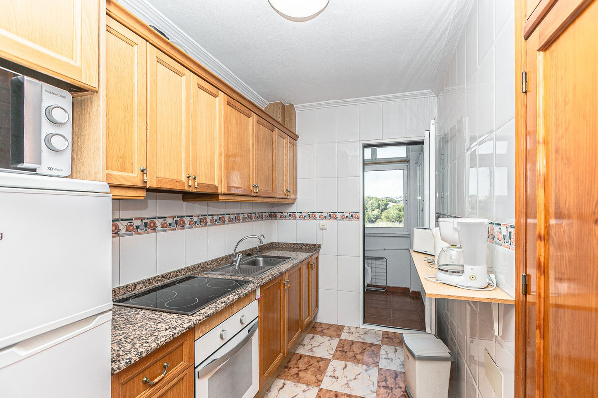 Se vende Apartamento Planta Media de 2 dormitorios en Costa Blanca, Alicante, España