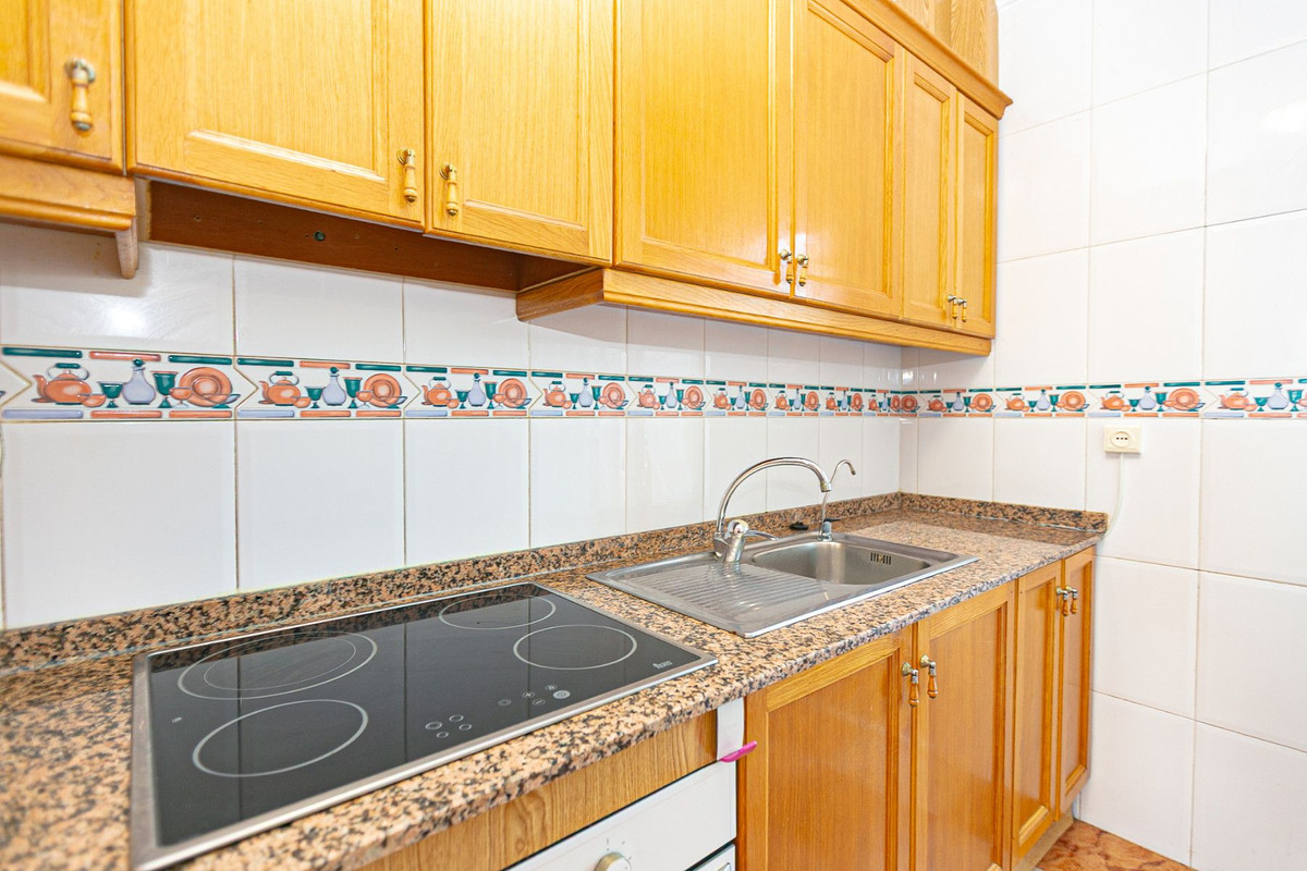 Se vende Apartamento Planta Media de 2 dormitorios en Costa Blanca, Alicante, España