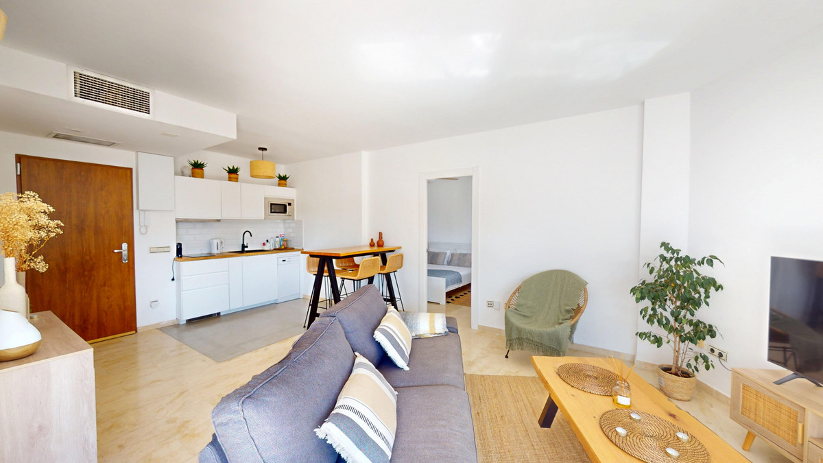 2 Bed Apartment for sale in Atalaya Costa Del Sol, Málaga, Spain