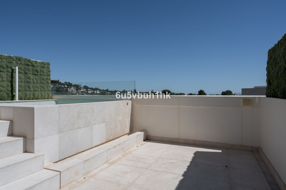 4 Bed Townhouse for sale in La Cala De Mijas Costa Del Sol, Málaga, Spain