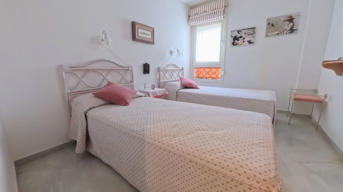 3 Bed Apartment for sale in La Carihuela Costa Del Sol, Málaga, Spain