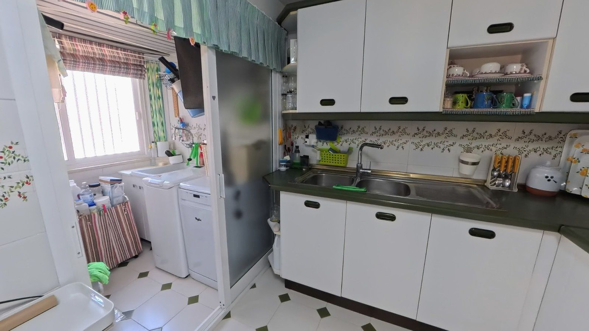 3 Bed Apartment for sale in La Carihuela Costa Del Sol, Málaga, Spain