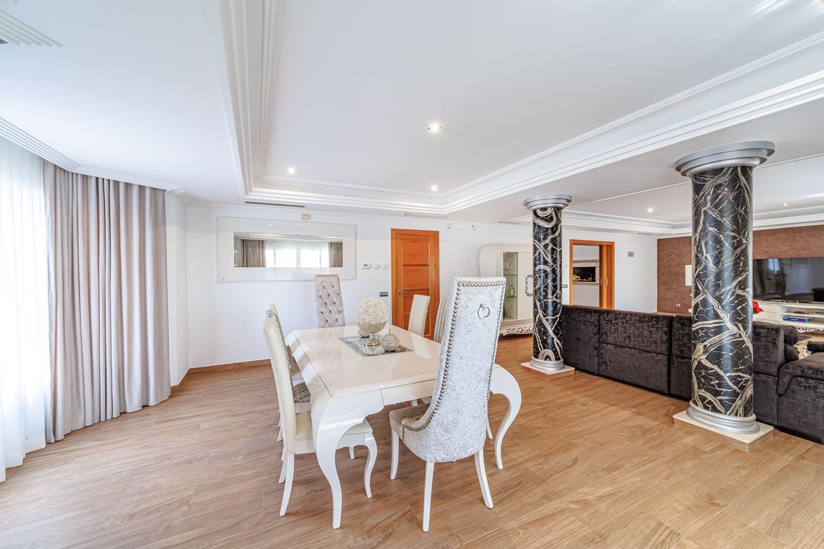 8 Bed Townhouse for sale in Marbella Costa Del Sol, Málaga, Spain