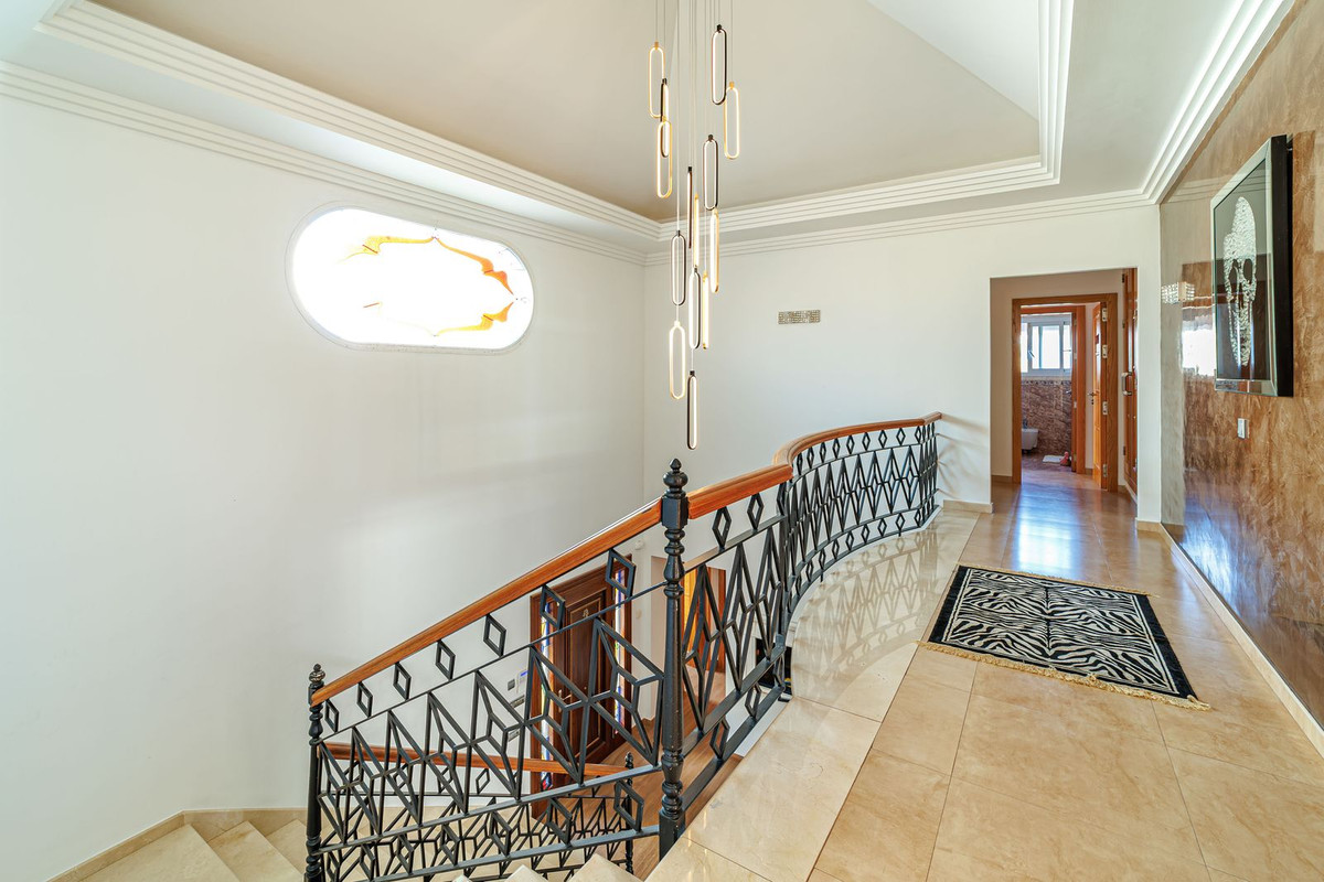 8 Bed Townhouse for sale in Marbella Costa Del Sol, Málaga, Spain