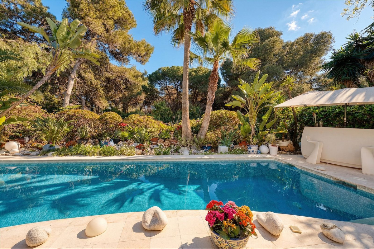 4 Bed Townhouse for sale in New Golden Mile Costa Del Sol, Málaga, Spain