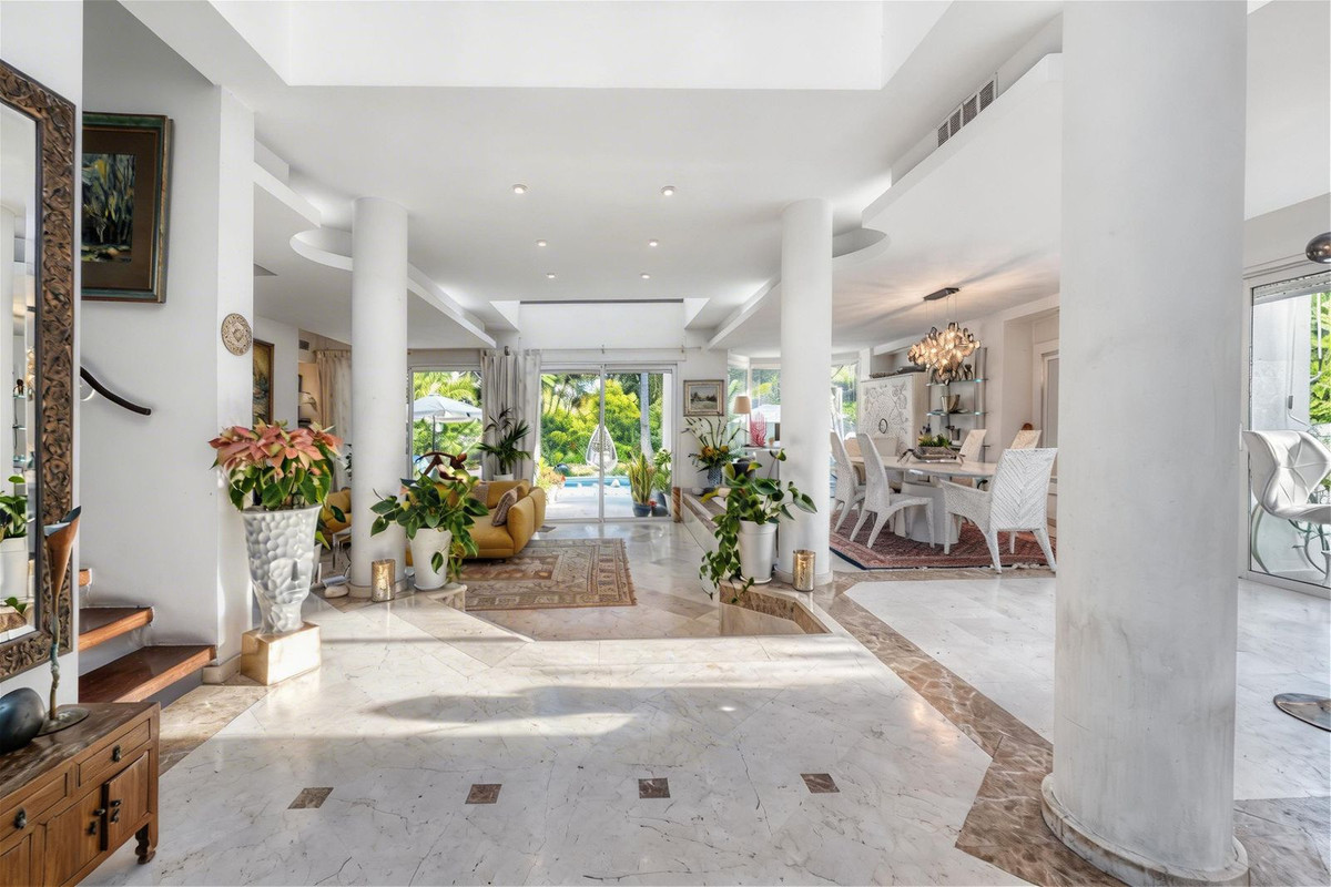 4 Bed Townhouse for sale in New Golden Mile Costa Del Sol, Málaga, Spain
