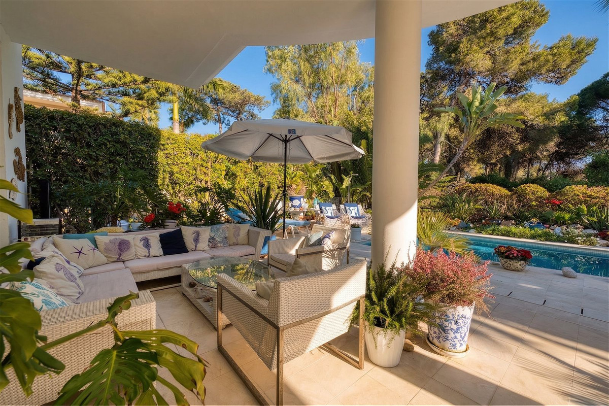 4 Bed Townhouse for sale in New Golden Mile Costa Del Sol, Málaga, Spain