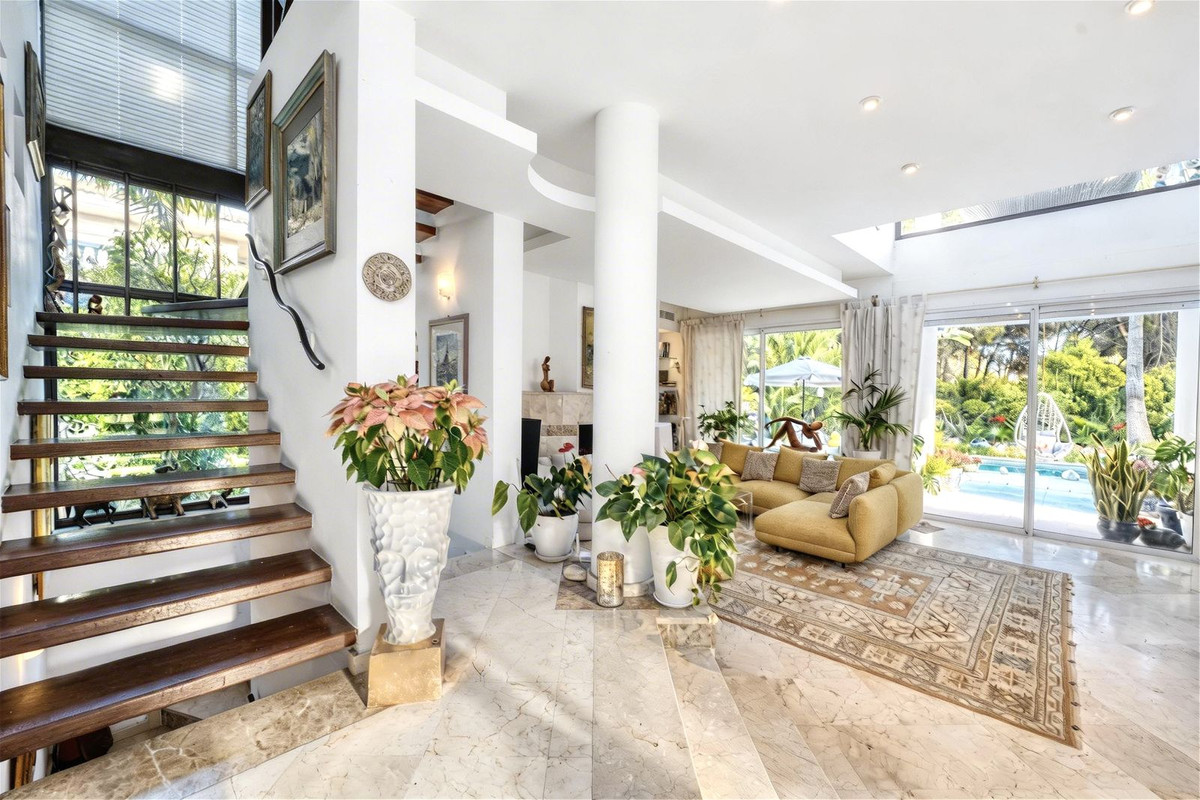 4 Bed Townhouse for sale in New Golden Mile Costa Del Sol, Málaga, Spain