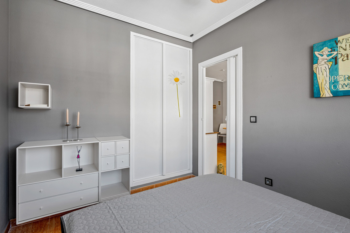 Se vende Apartamento en Planta Última de 2 dormitorios en Costa Blanca, Alicante, España