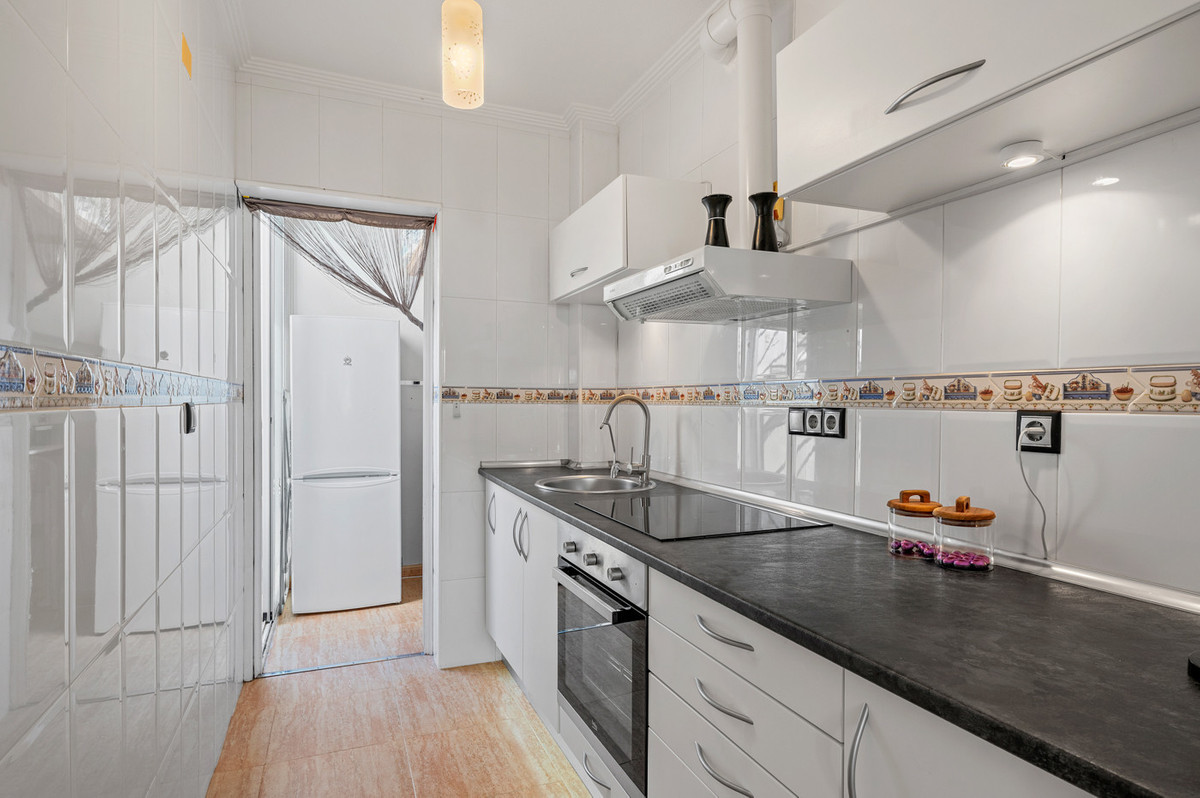 Se vende Apartamento en Planta Última de 2 dormitorios en Costa Blanca, Alicante, España