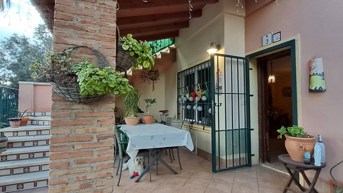 Se vende Pareada de 2 dormitorios en Costa Blanca, Alicante, España
