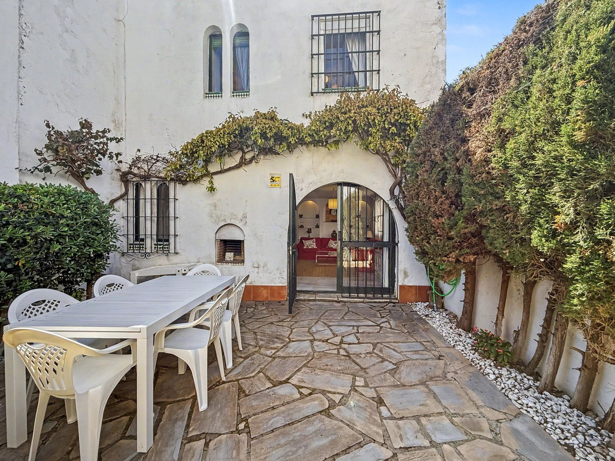 Se vende Adosada de 3 dormitorios en Costa Del Sol, Málaga, España