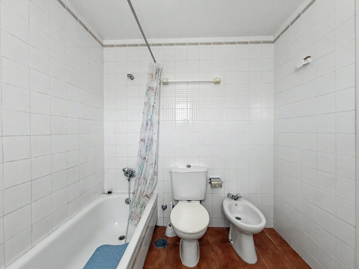 Se vende Adosada de 3 dormitorios en Costa Del Sol, Málaga, España