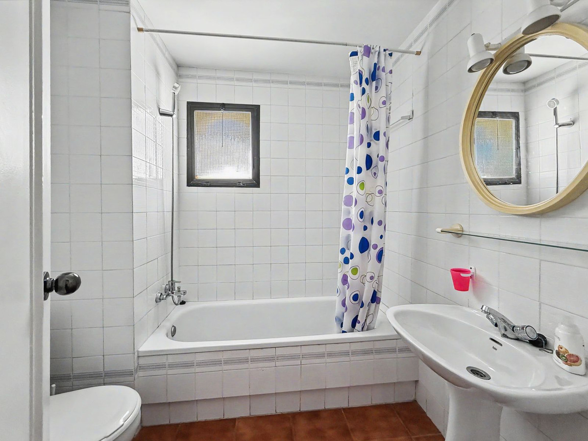 Se vende Adosada de 3 dormitorios en Costa Del Sol, Málaga, España