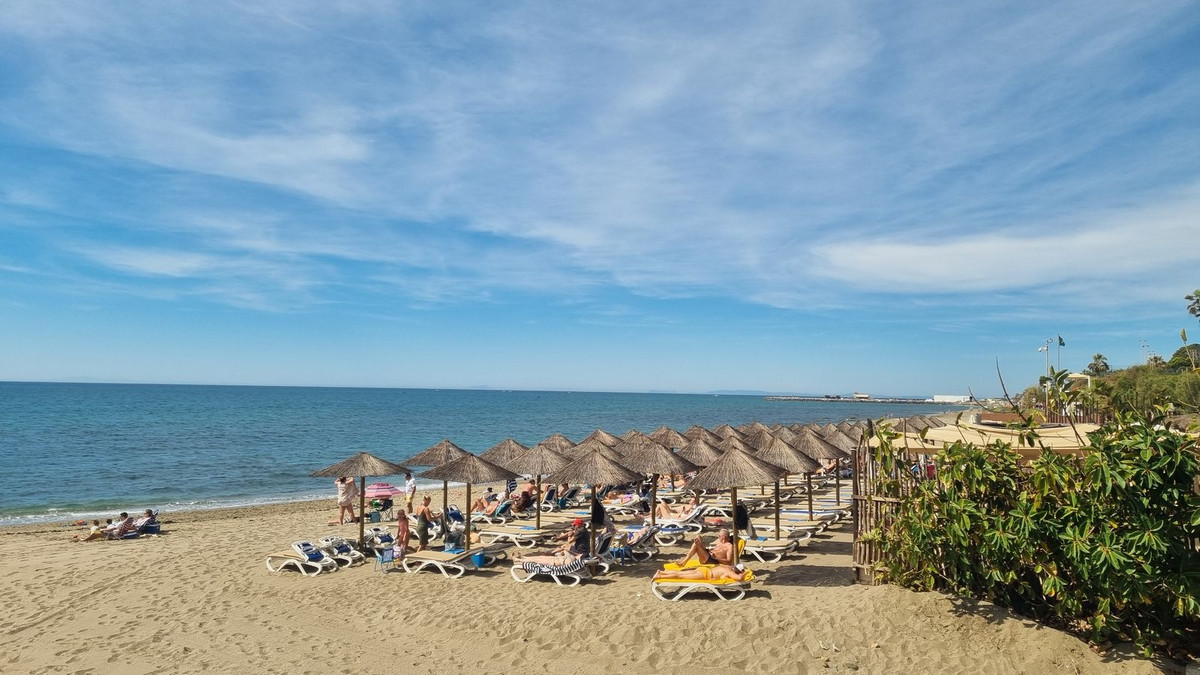 Apartment for sale in Calahonda Costa Del Sol, Málaga, Spain