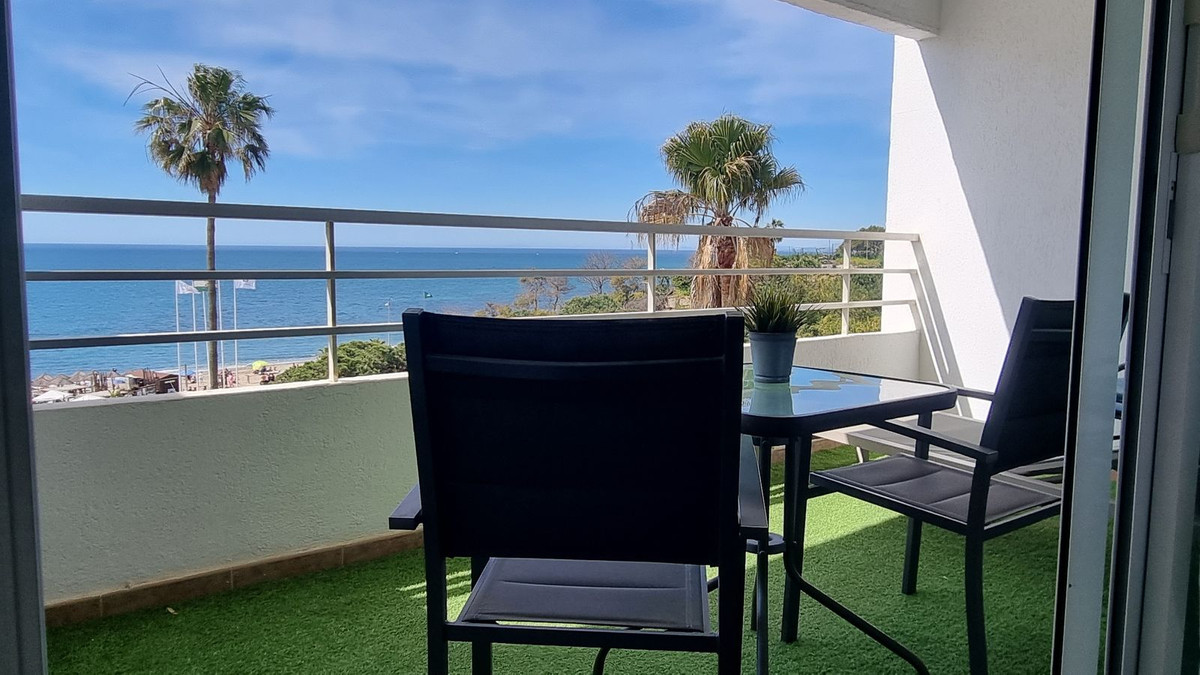 Apartment for sale in Calahonda Costa Del Sol, Málaga, Spain