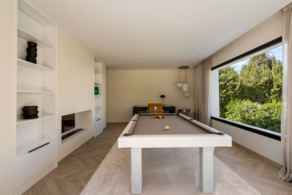 Se vende Villa - Chalet de 4 dormitorios en Costa Del Sol, Málaga, España
