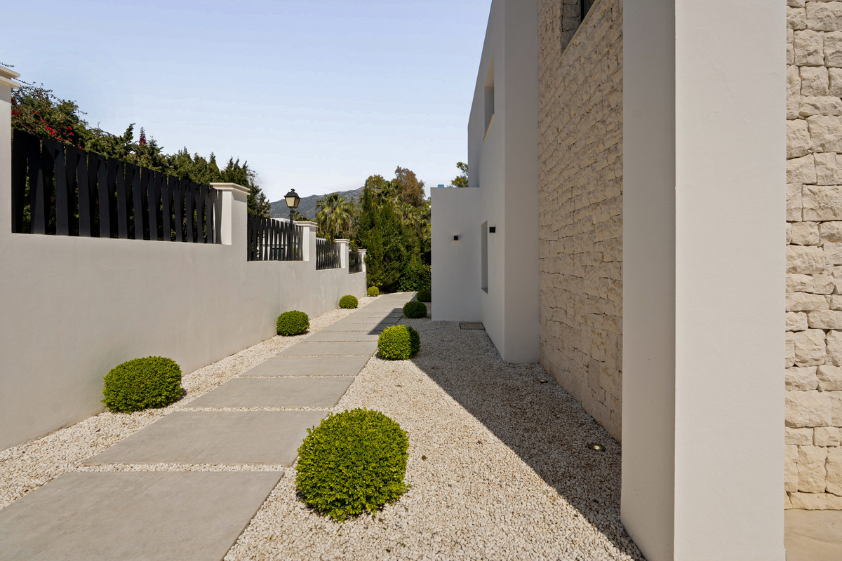 Se vende Villa - Chalet de 4 dormitorios en Costa Del Sol, Málaga, España