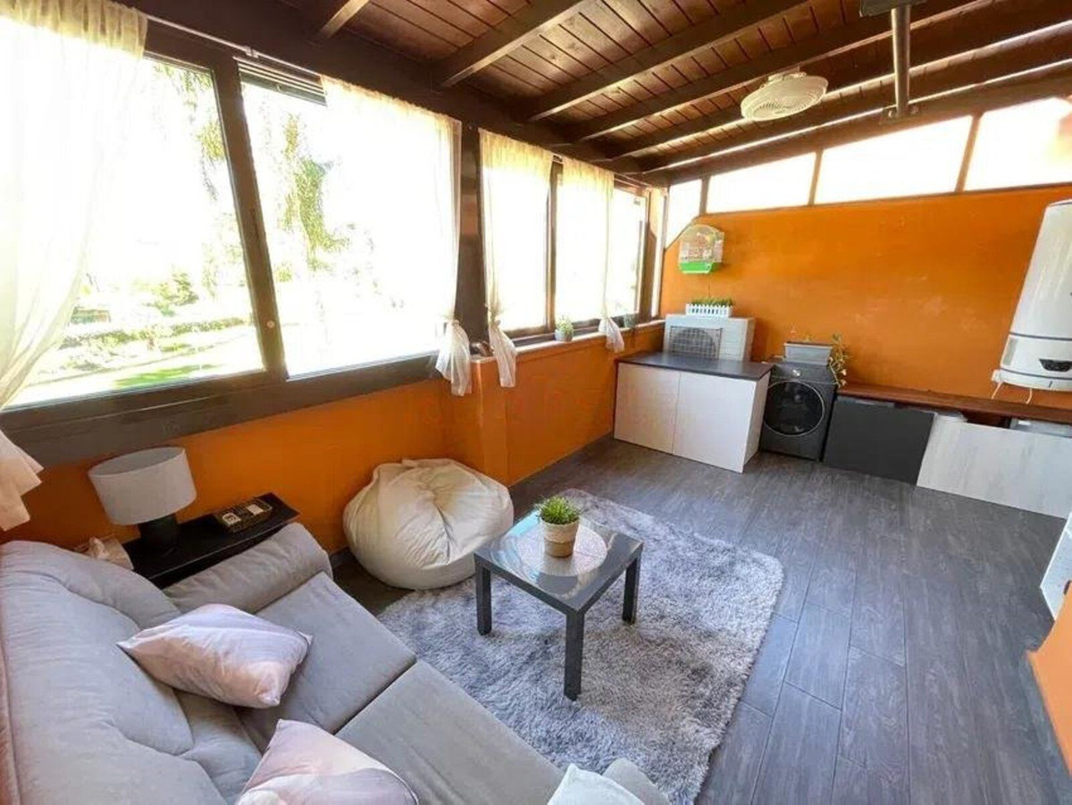 Se vende Apartamento en Planta Última de 3 dormitorios en Costa Del Sol, Málaga, España