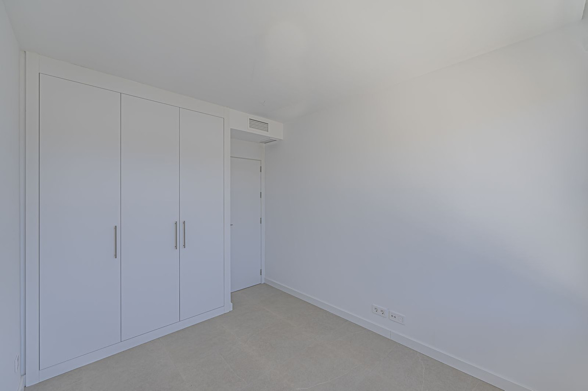 4 Bed Townhouse for sale in Atalaya Costa Del Sol, Málaga, Spain