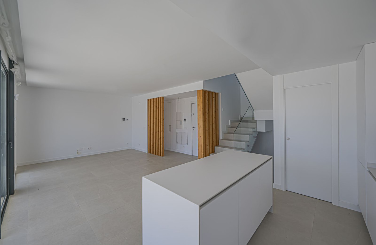 4 Bed Townhouse for sale in Atalaya Costa Del Sol, Málaga, Spain