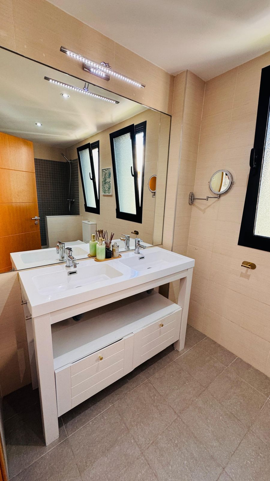 2 Bed Apartment for sale in Selwo Costa Del Sol, Málaga, Spain