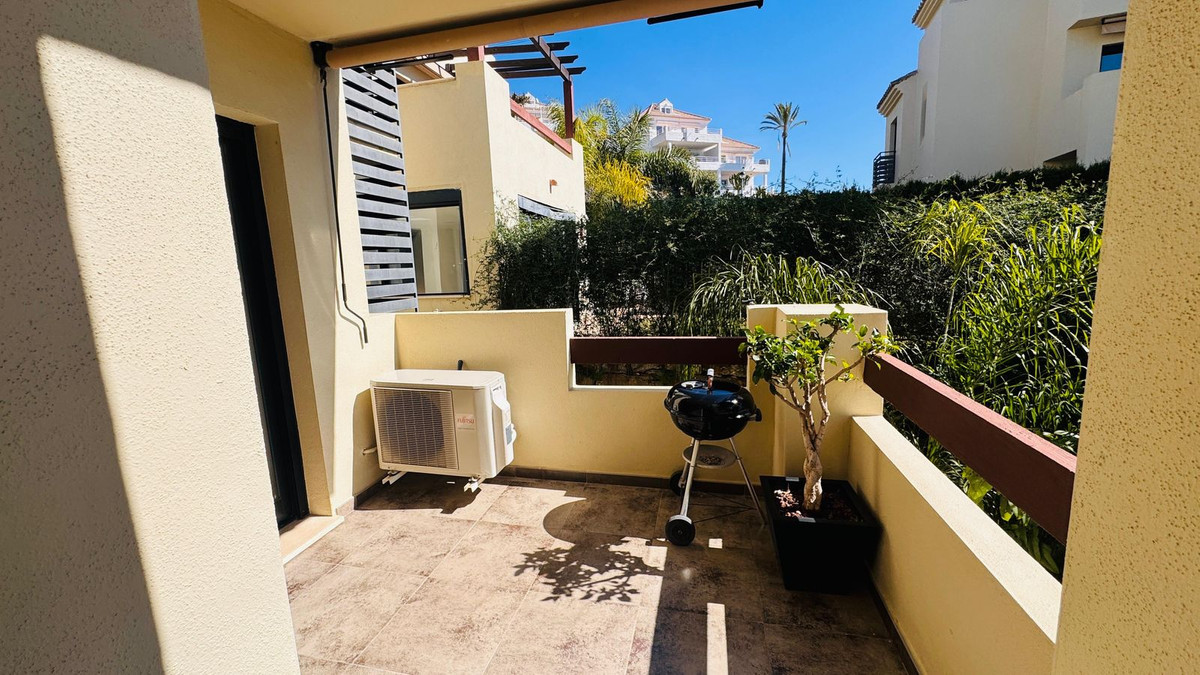 2 Bed Apartment for sale in Selwo Costa Del Sol, Málaga, Spain