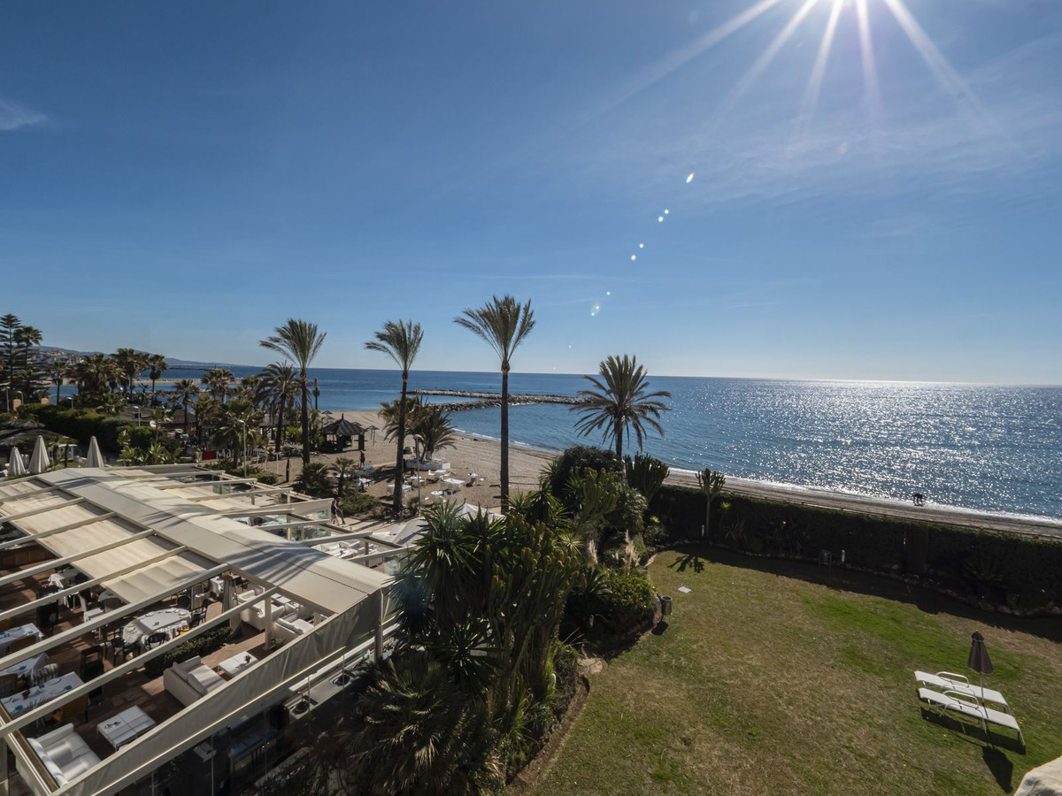 Se vende Apartamento Planta Baja de 2 dormitorios en Costa Del Sol, Málaga, España