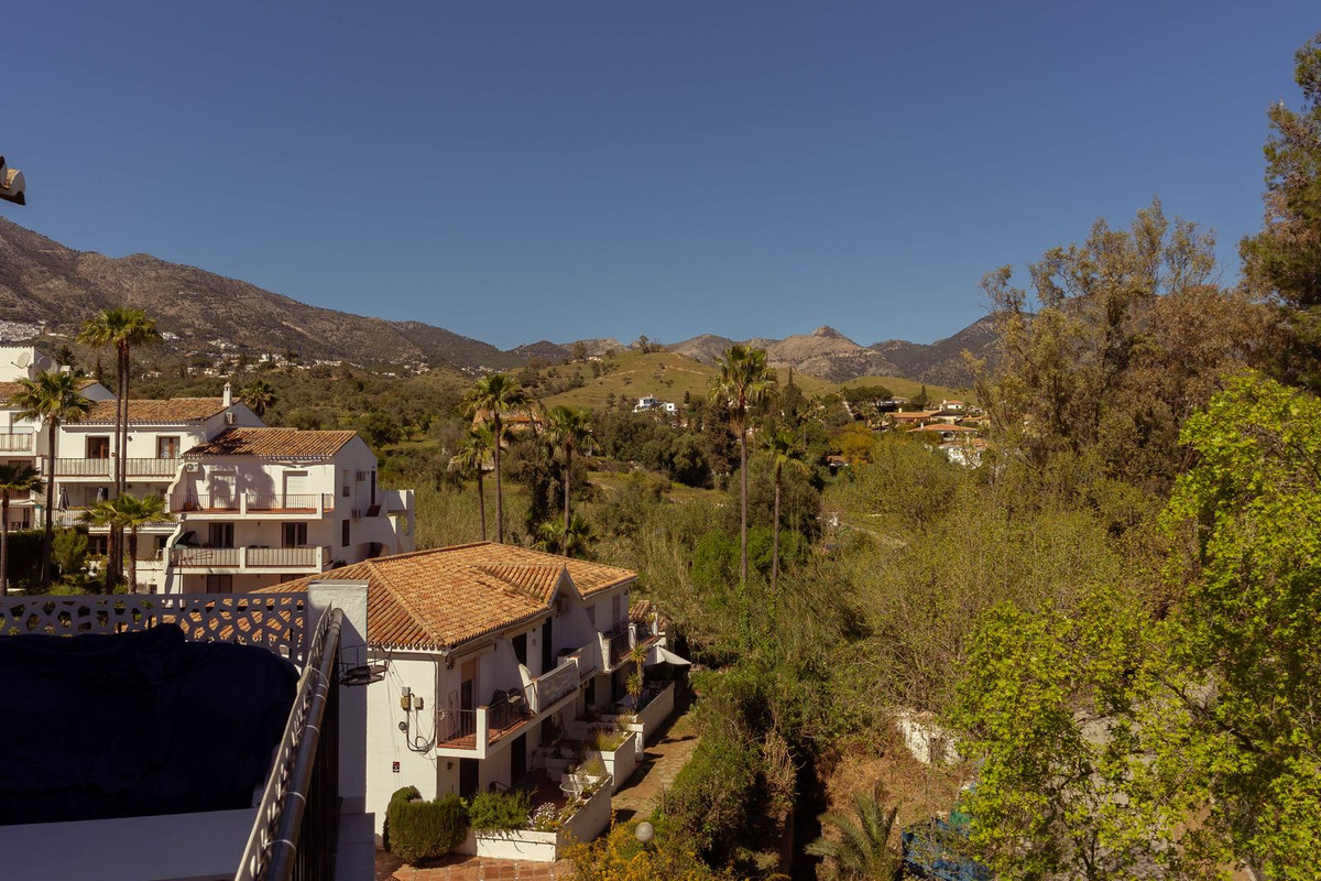 2 Bed Apartment for sale in Mijas Costa Del Sol, Málaga, Spain