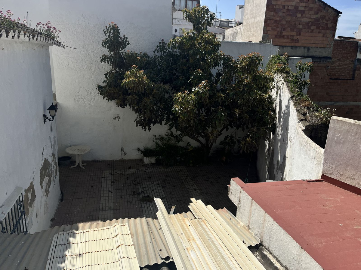 8 Bed Townhouse for sale in Estepona Costa Del Sol, Málaga, Spain