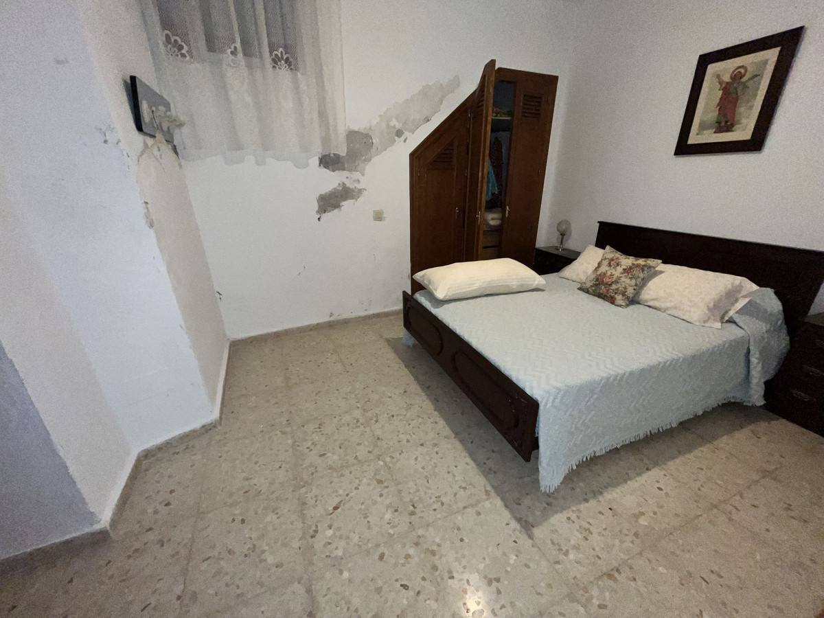 8 Bed Townhouse for sale in Estepona Costa Del Sol, Málaga, Spain