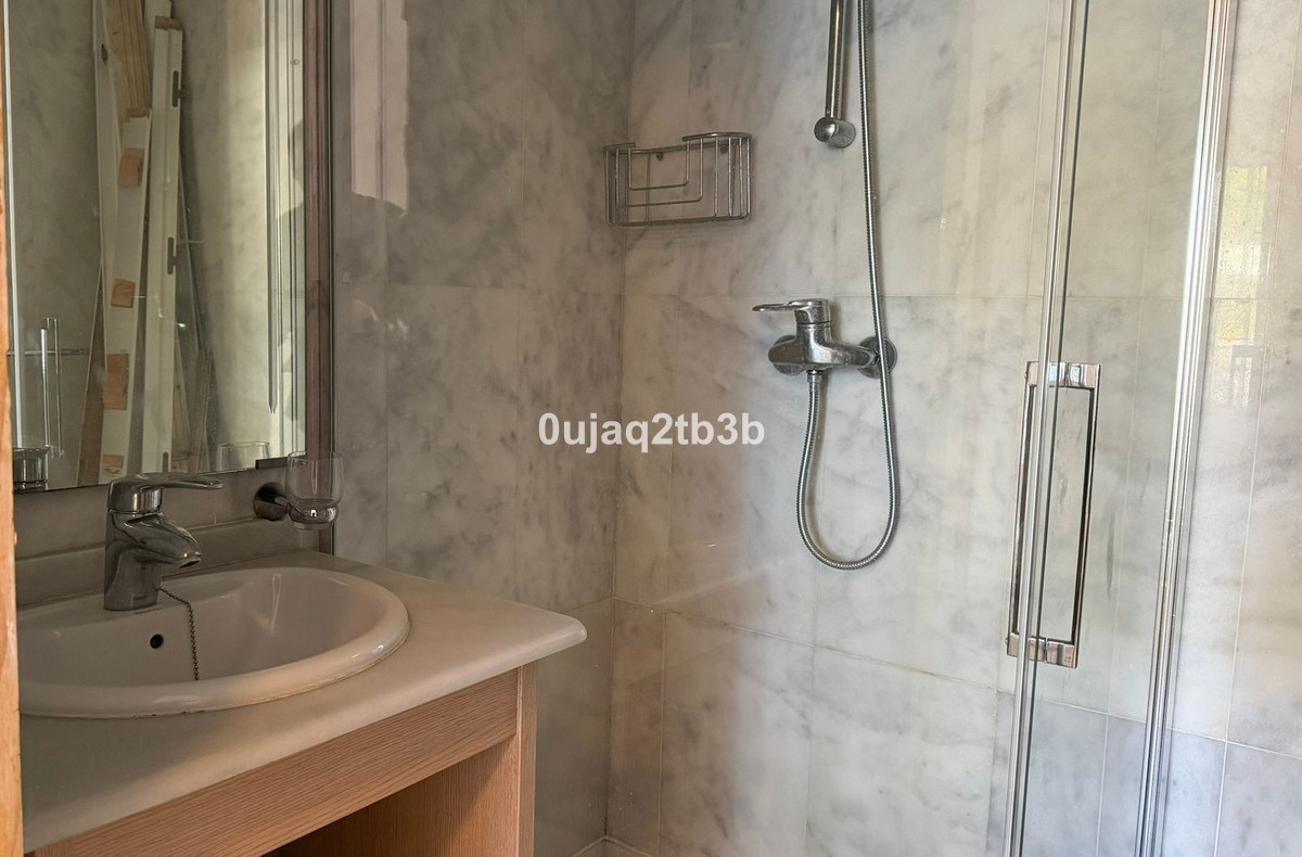 2 Bed Apartment for sale in Nueva Andalucía Costa Del Sol, Málaga, Spain