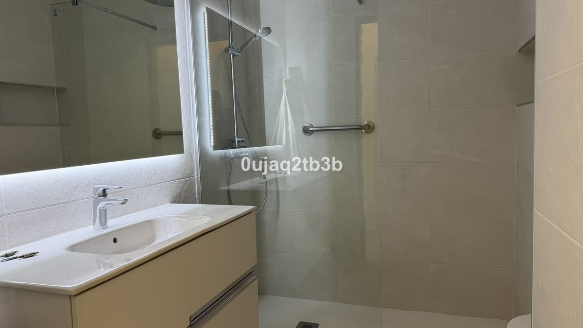 2 Bed Apartment for sale in Nueva Andalucía Costa Del Sol, Málaga, Spain