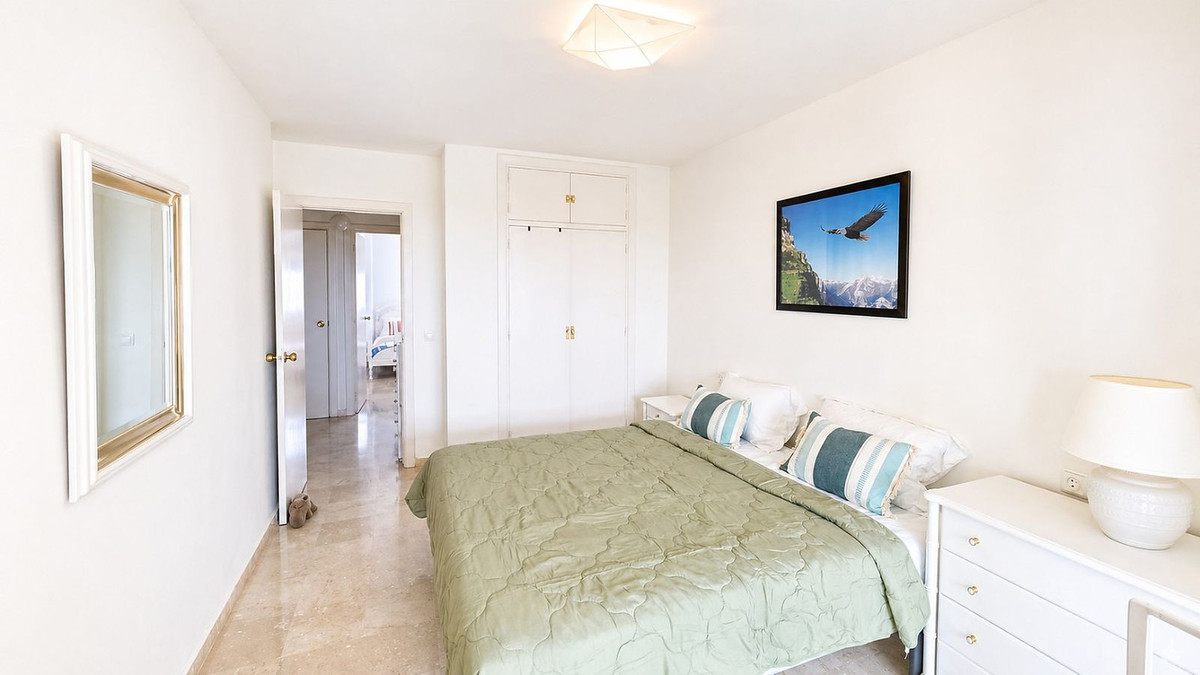 2 Bed Apartment for sale in Atalaya Costa Del Sol, Málaga, Spain