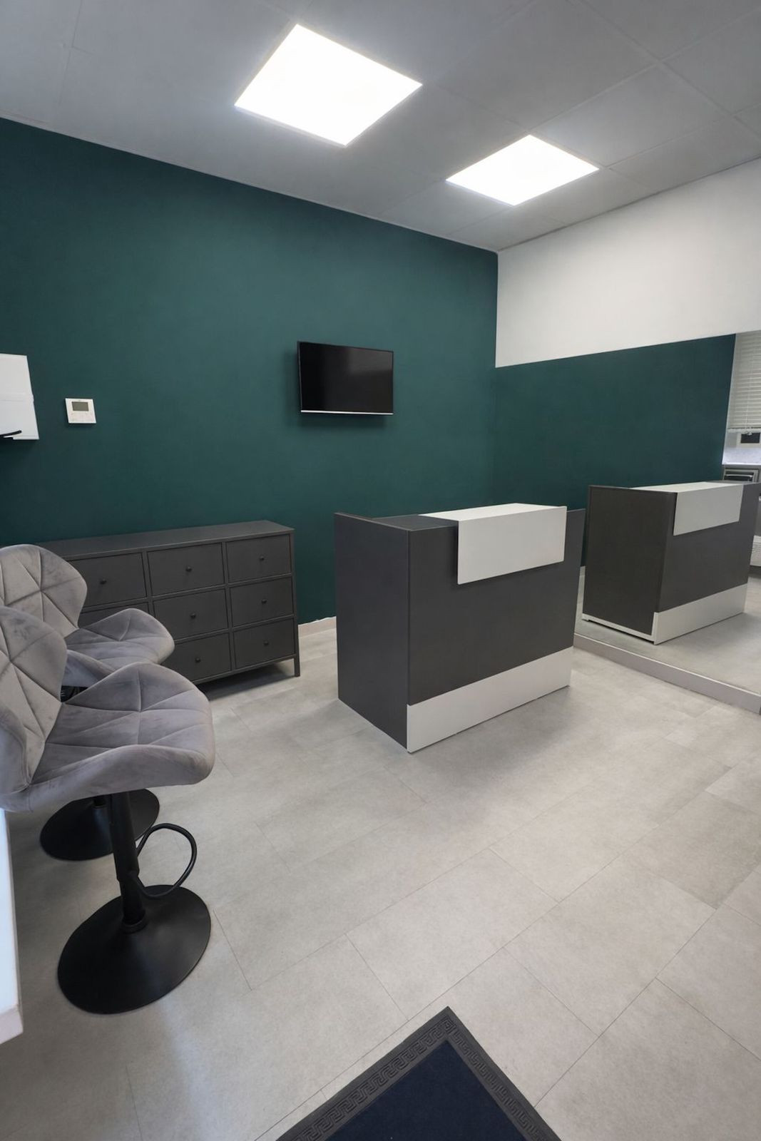 Se vende Local comercial de 2 dormitorios en Costa Del Sol, Málaga, España