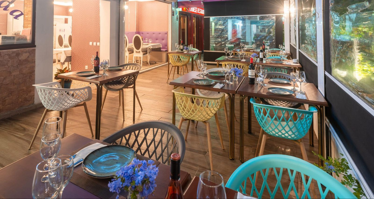 Commercial unit for sale in Elviria Costa Del Sol, Málaga, Spain