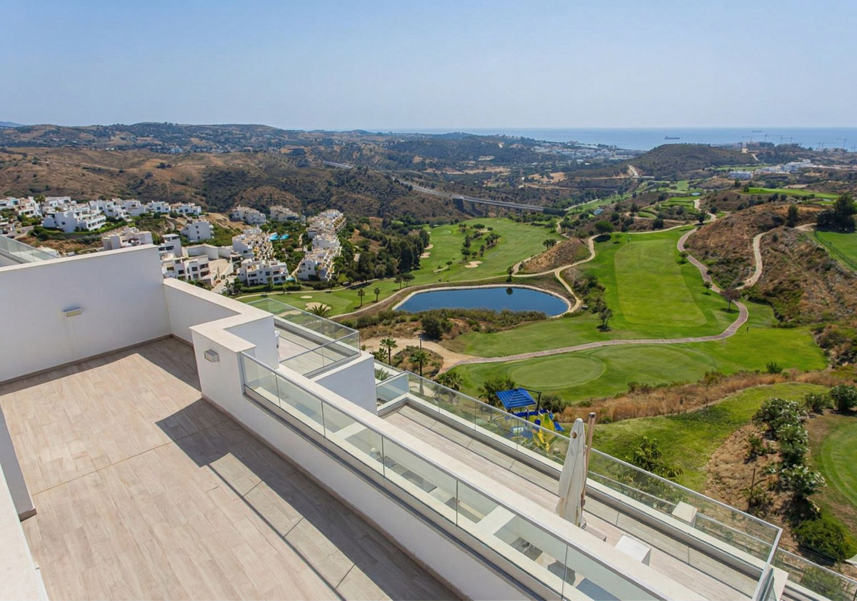 2 Bed Apartment for sale in Mijas Costa Del Sol, Málaga, Spain