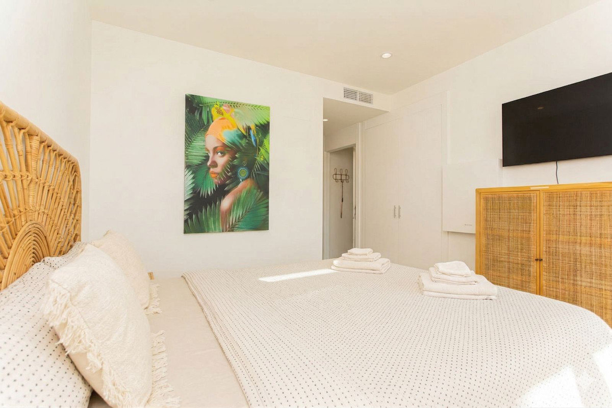 2 Bed Apartment for sale in Mijas Costa Del Sol, Málaga, Spain