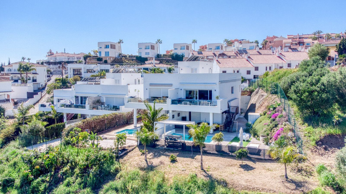 3 Bed Townhouse for sale in Riviera Del Sol Costa Del Sol, Málaga, Spain