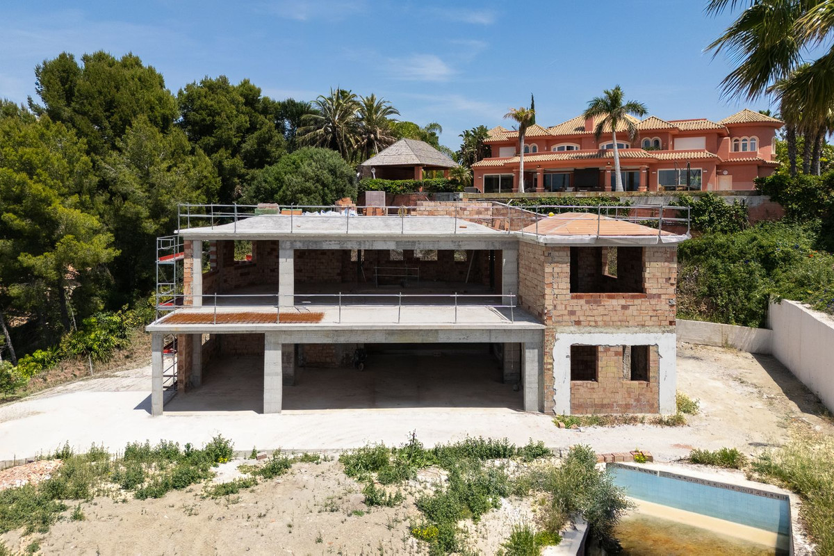 Se vende Villa - Chalet de 5 dormitorios en Costa Del Sol, Málaga, España