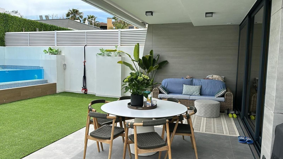5 Bed Townhouse for sale in Puerto Banús Costa Del Sol, Málaga, Spain