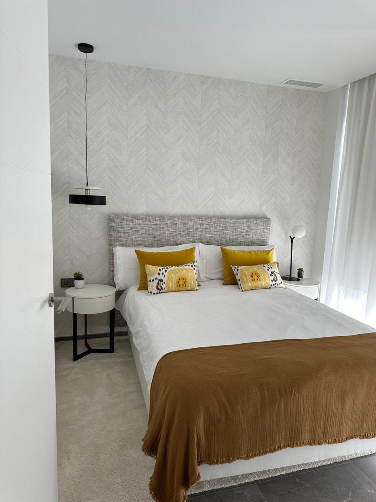 5 Bed Townhouse for sale in Puerto Banús Costa Del Sol, Málaga, Spain